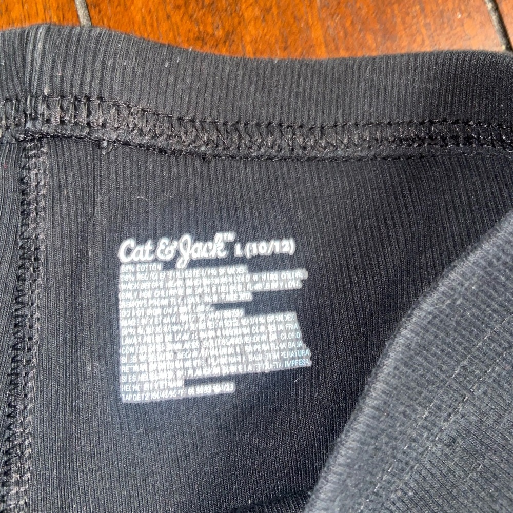 Cat & Jack Ribbed Ruffle Bottom Bike Shorts - Picture 3 of 3